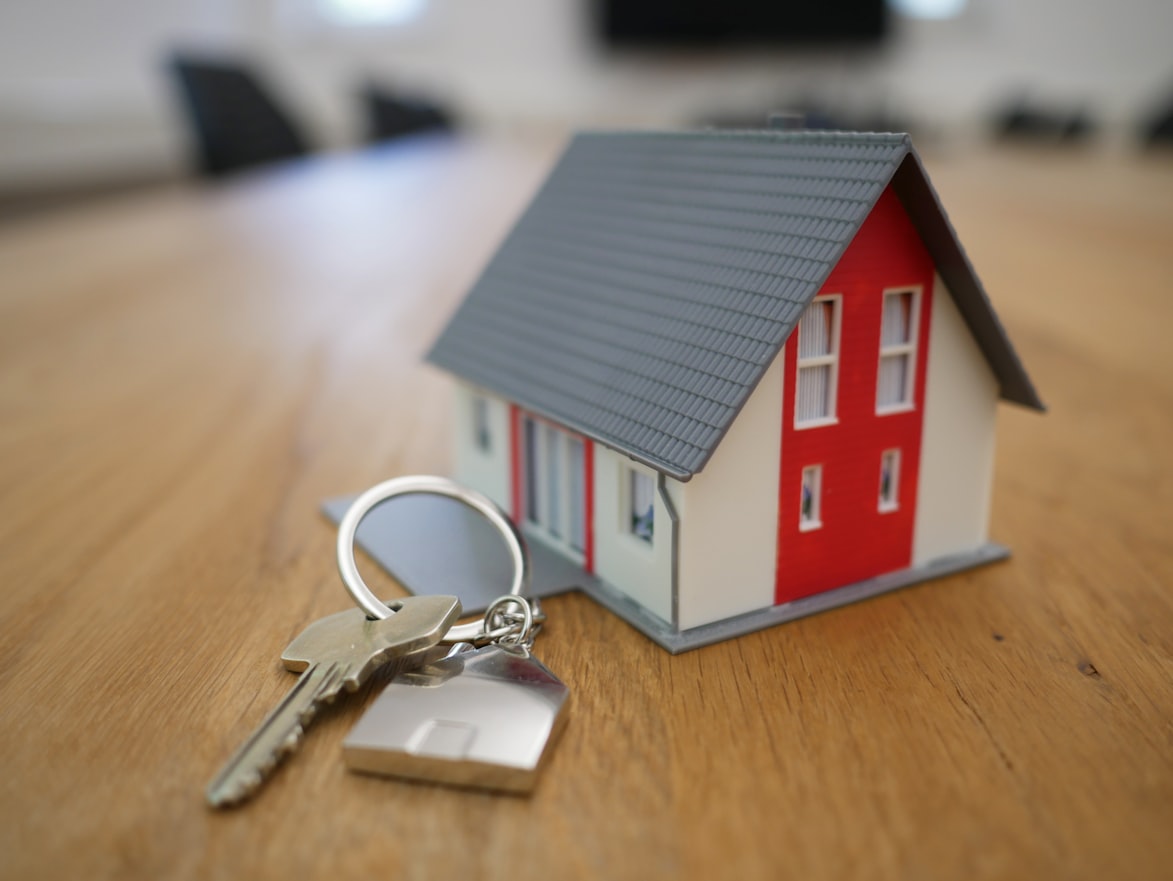 Person searching for rental properties online